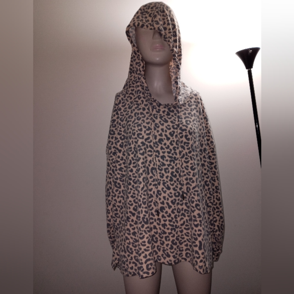 C&C California leopard print blouse with hood plus size 2X